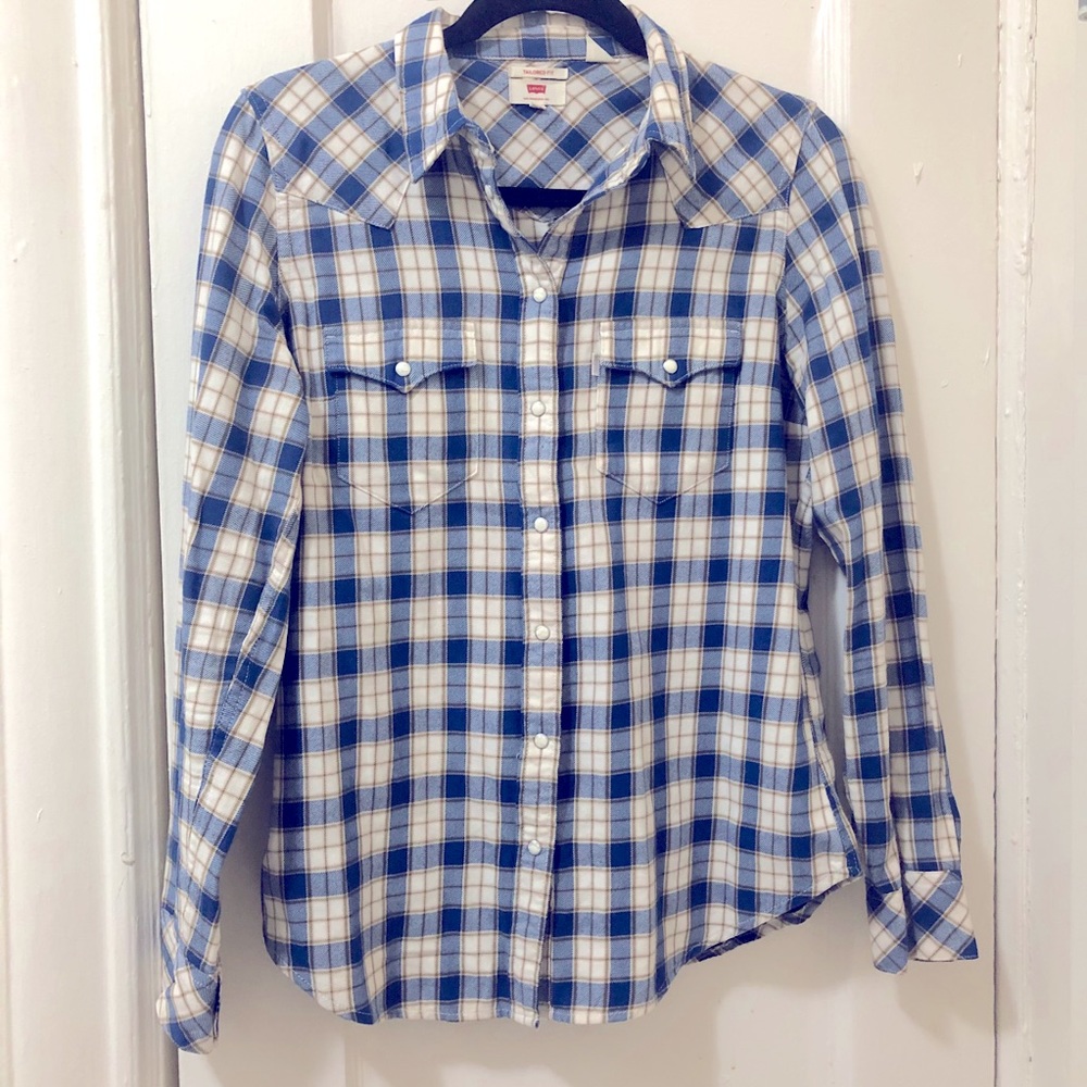 LEVI’S SHIRT